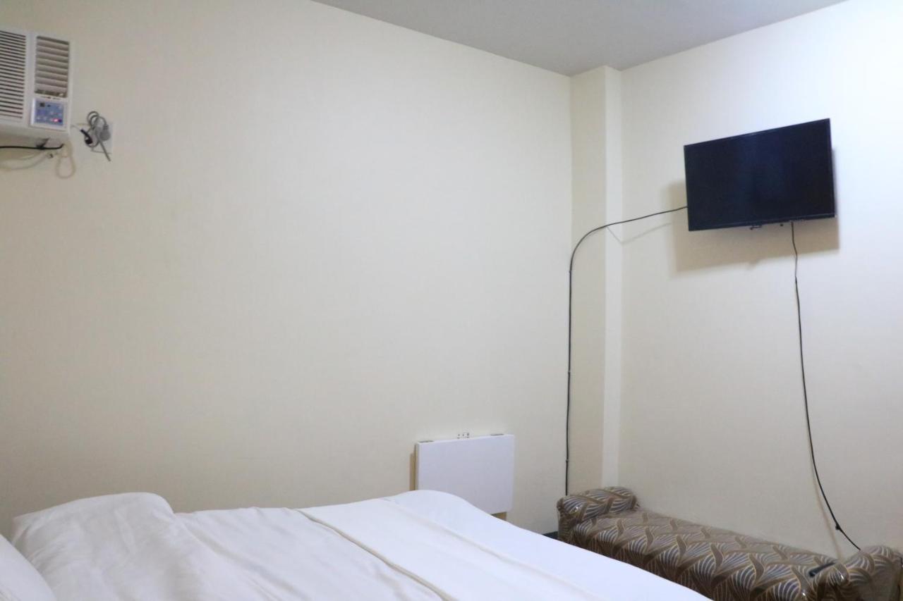 Anicia Guesthouse Rooms Paranaque City المظهر الخارجي الصورة