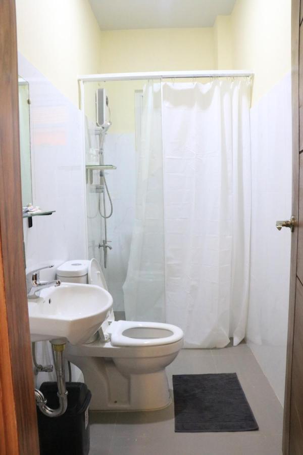 Anicia Guesthouse Rooms Paranaque City المظهر الخارجي الصورة